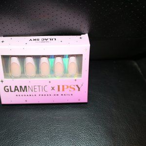 Glamnetic xIpsy Nails